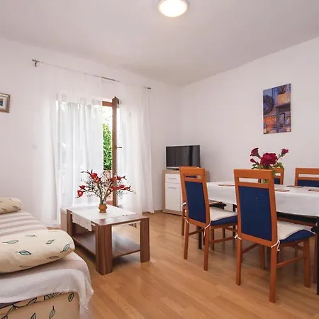 Apartman Nevenka * Vodice