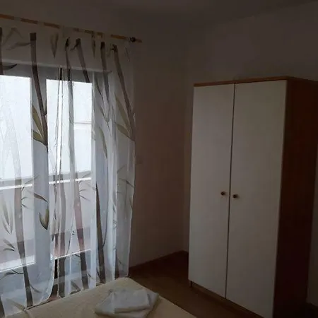 Apartment Apartman Nevenka *