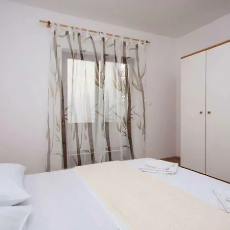 Apartman Nevenka * Vodice